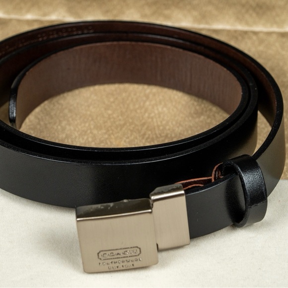 COACH Reversible Leather Belt - Picture 2 of 4